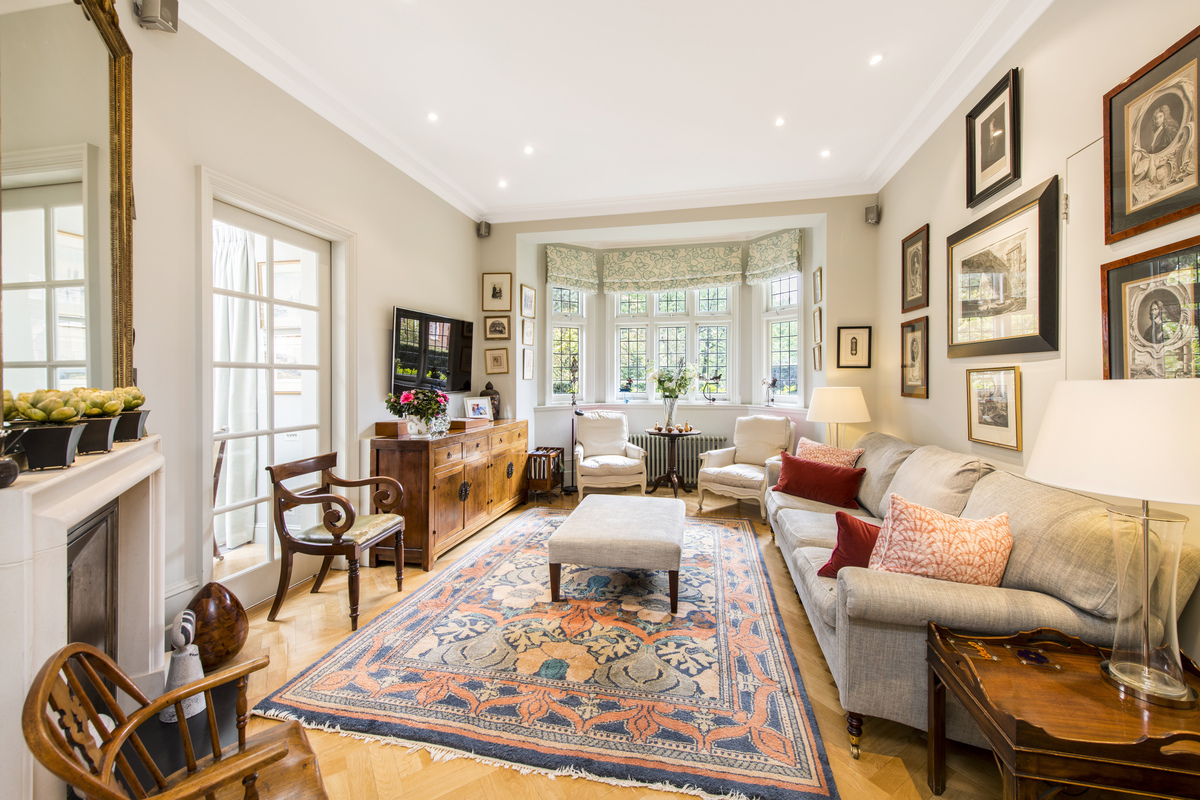 Medium 14 gainsbourough gardens lo 6