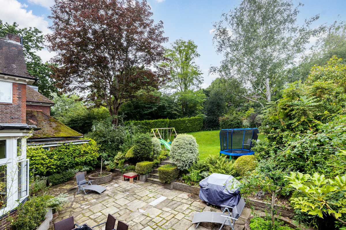 Medium 5 templewood avenue hi 11