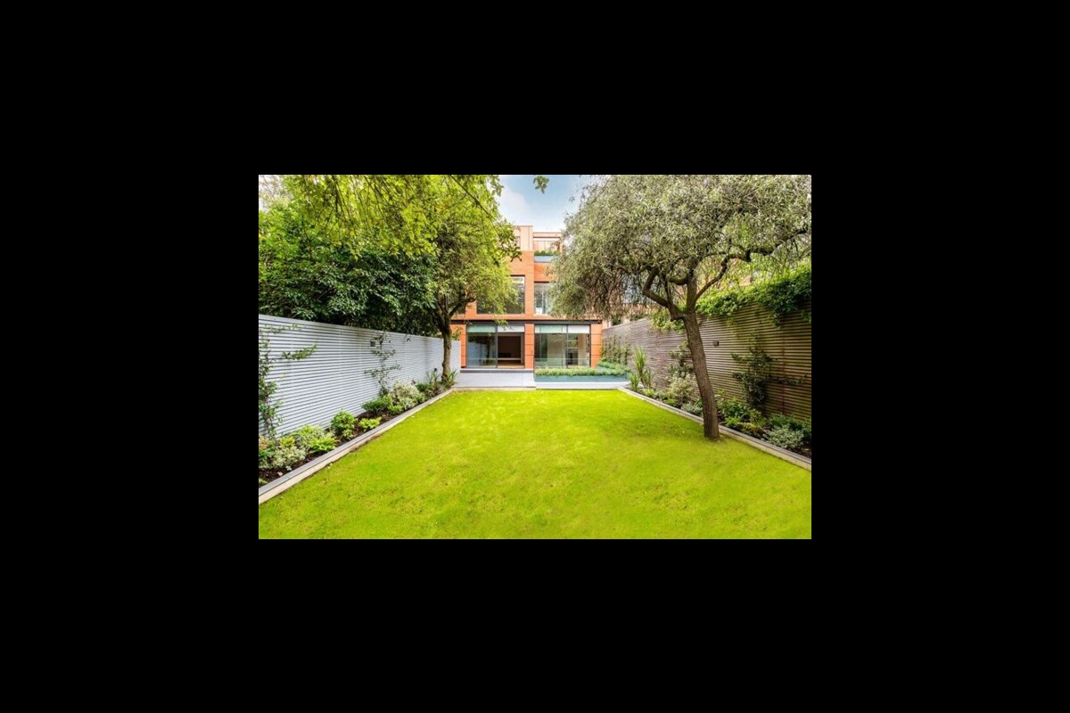 Medium garden