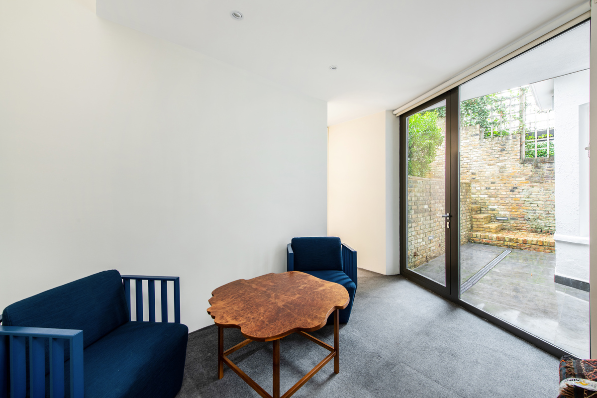 Medium 21 belsize avenue hi 25