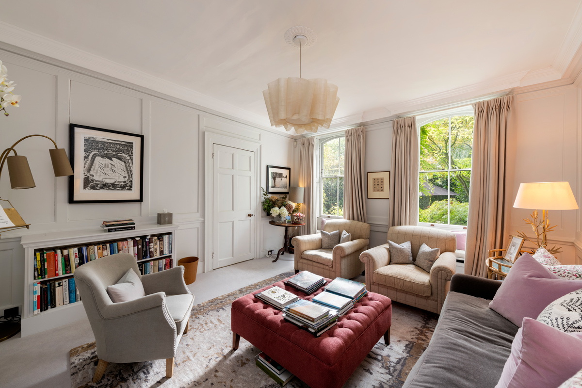 Medium 3 elm row hi 1