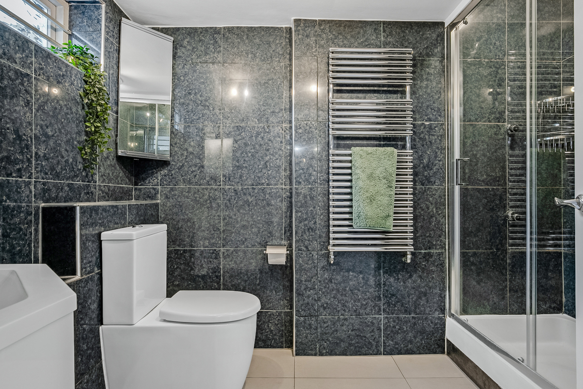 Medium belsize lane 79a 18