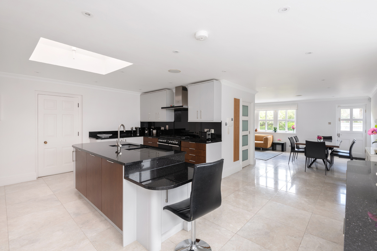 Medium 9 harley road hi 118