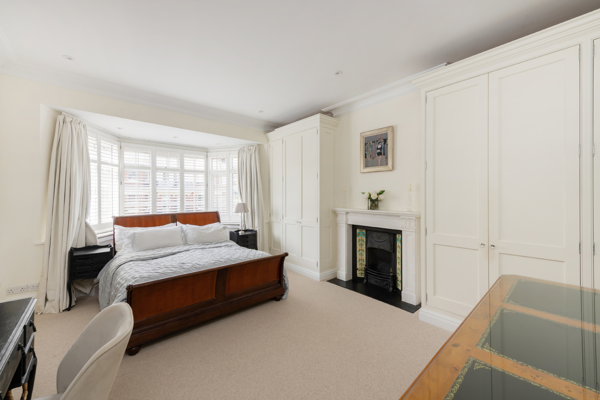 Medium 10 honeybourne road hi 18