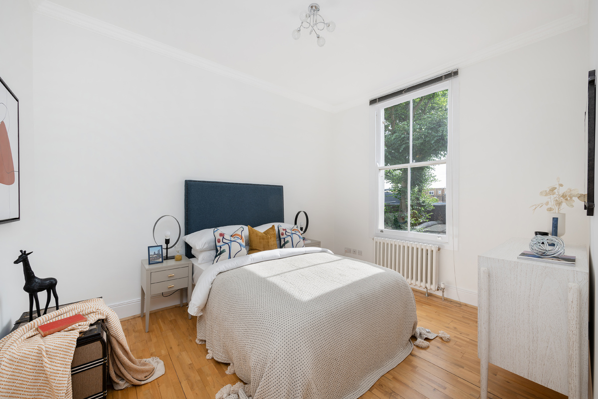 Medium 43 gayton road hi 13