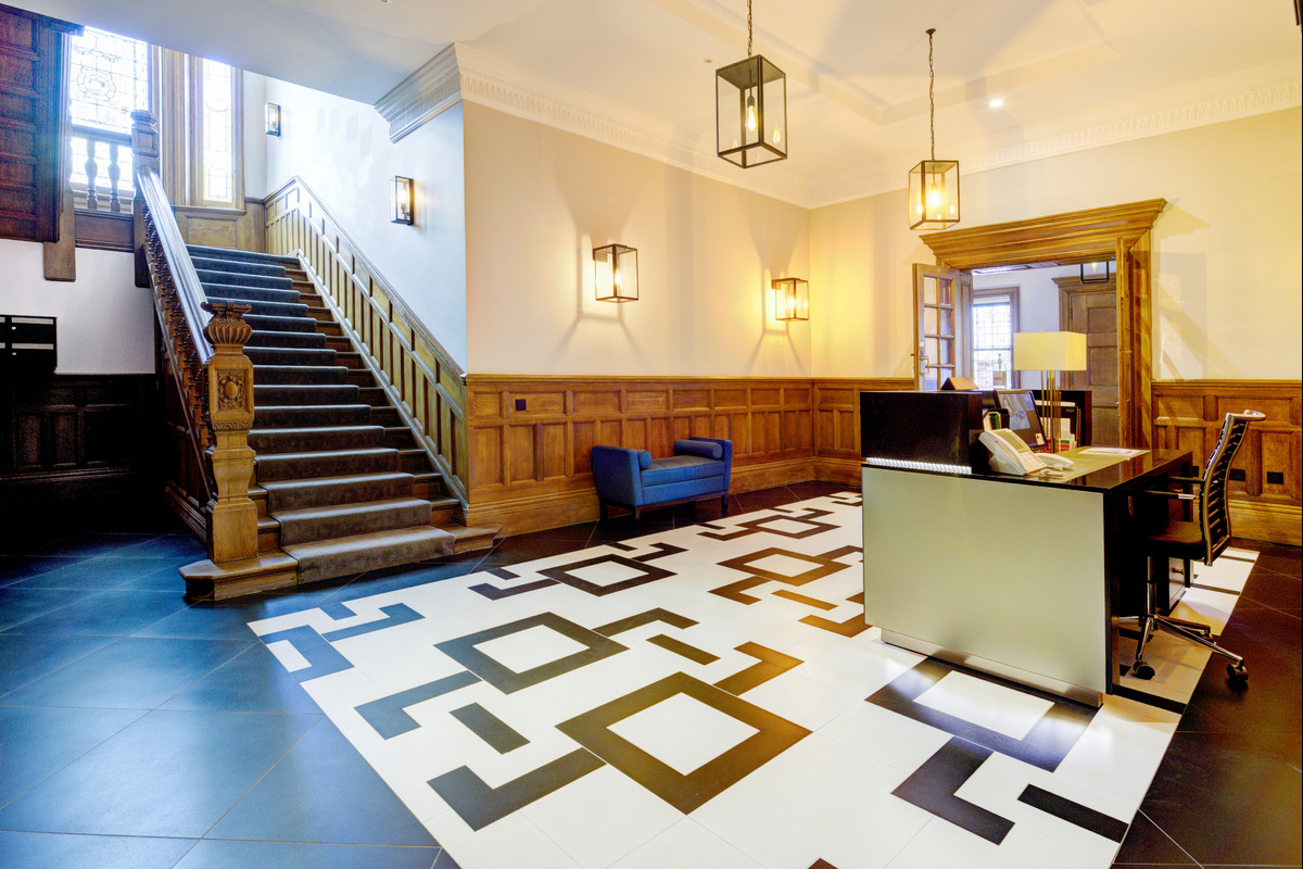 Medium d0073 6 otto schiff house foyer1