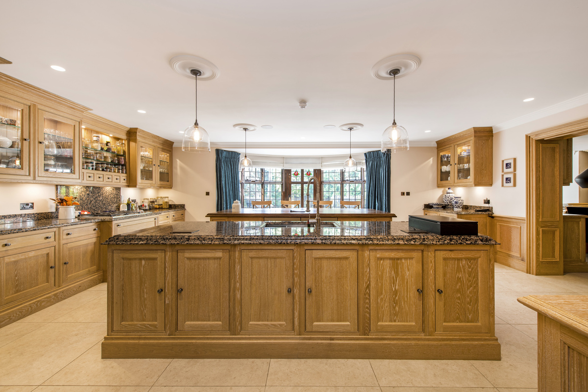 Medium 69 redington road lo 13