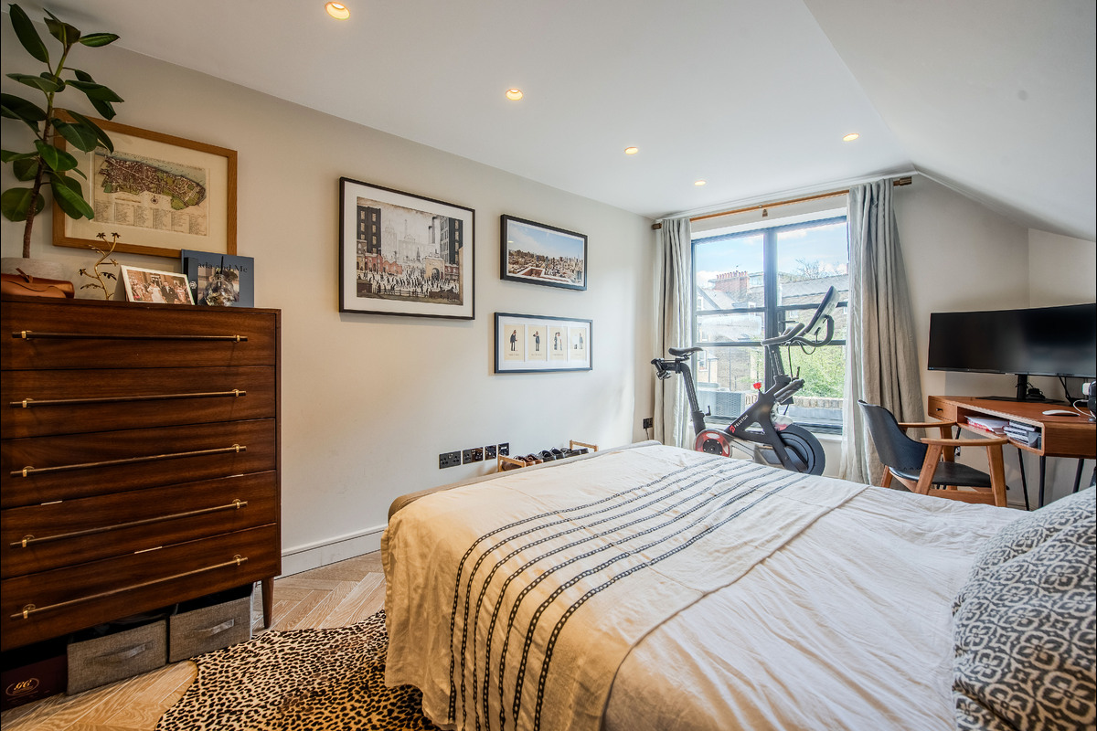 Medium 12 maryon mews 2917 bed3