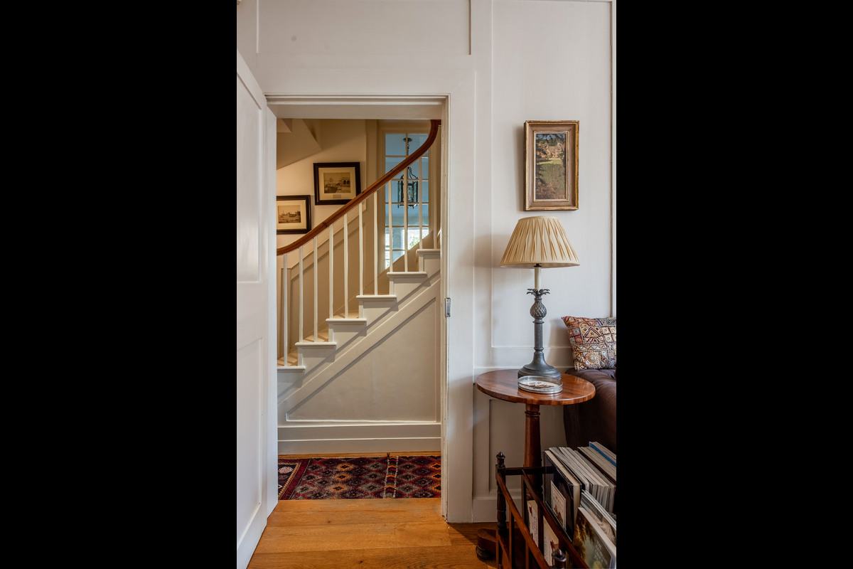 Medium 2 hampstead square 2900 stairs