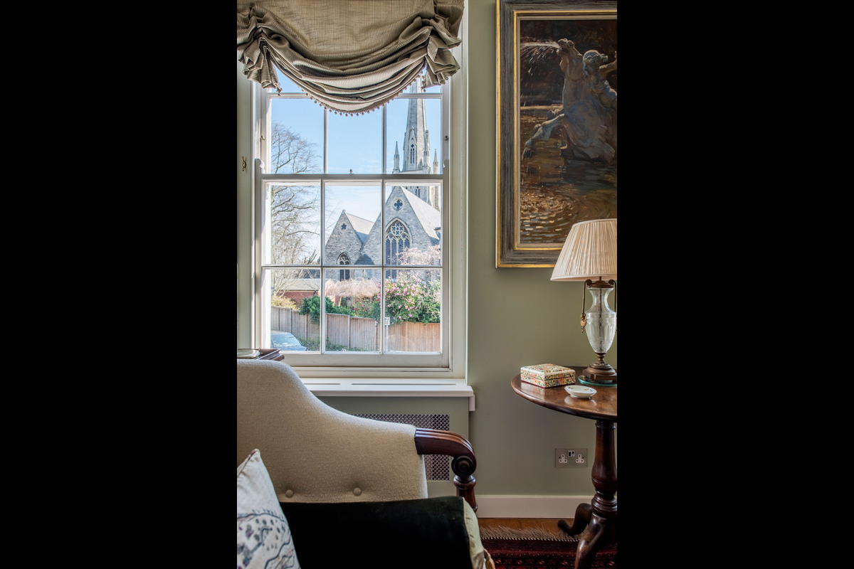 Medium 2 hampstead square 2900 window2