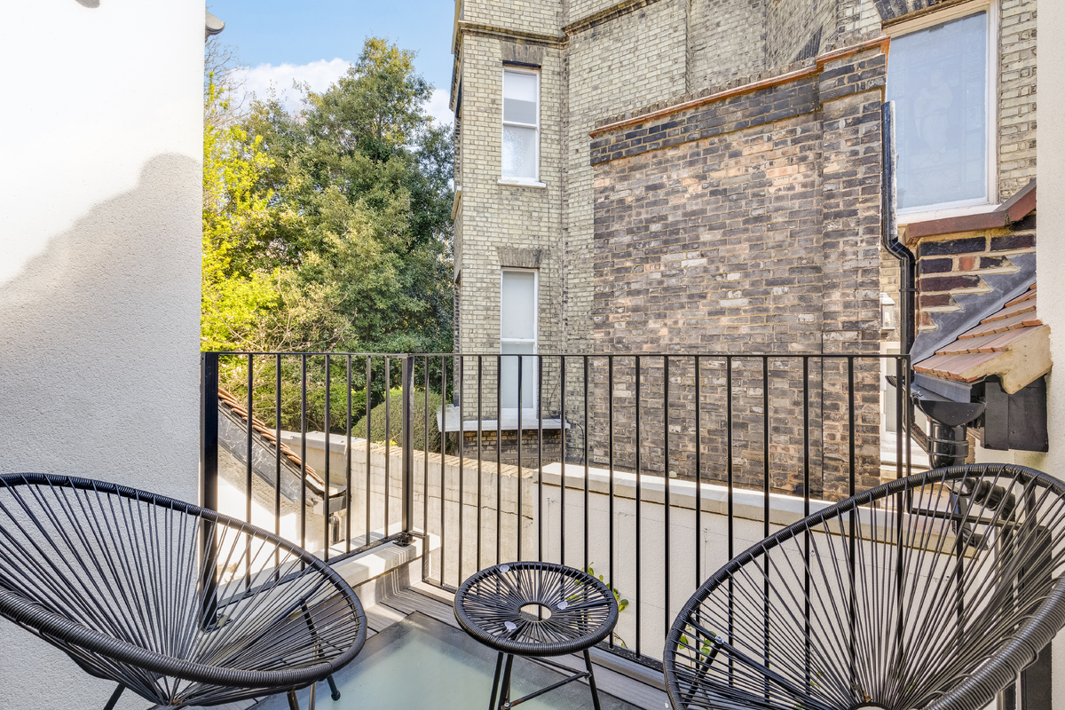 Medium netherhall gardens 47d 7