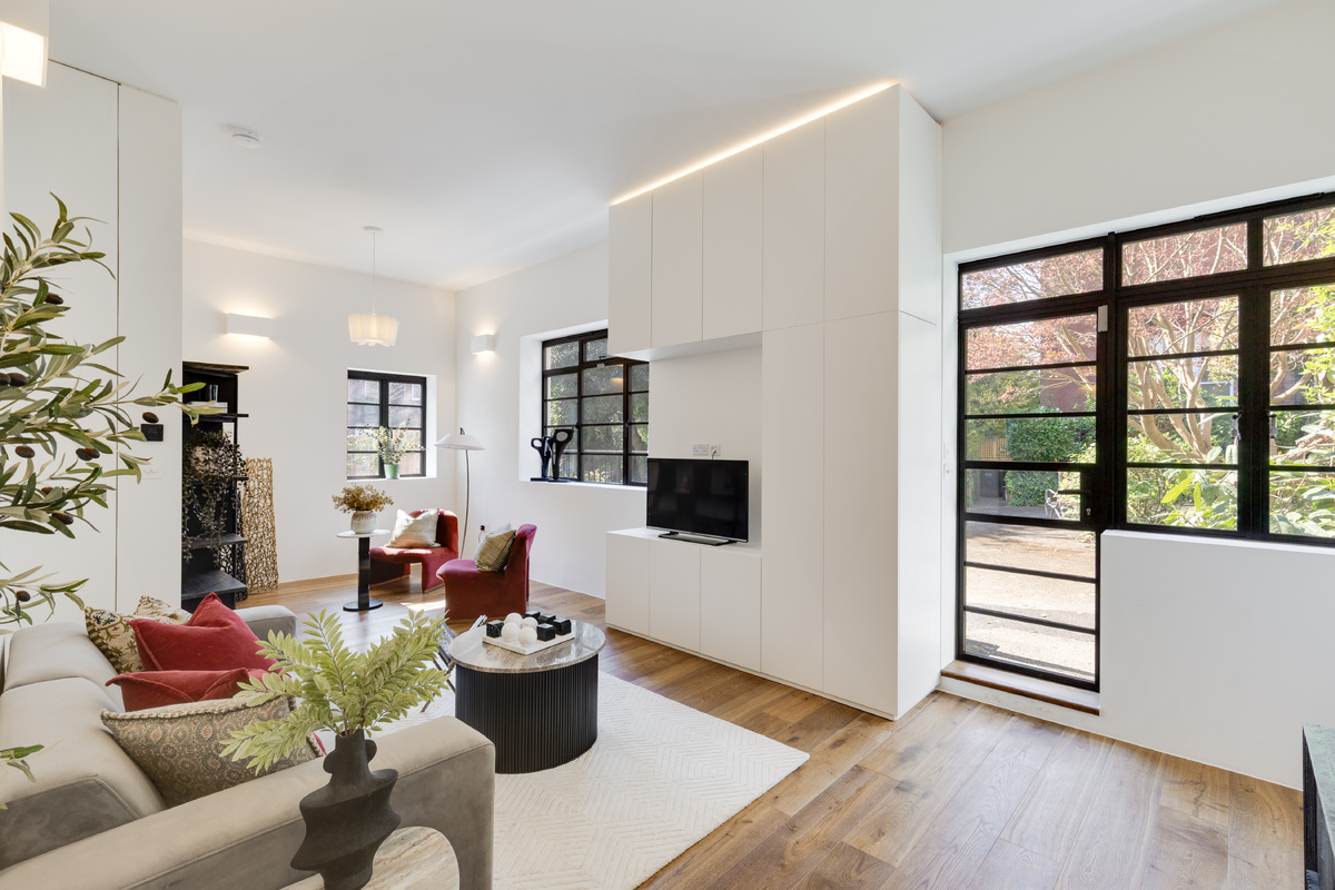 Medium netherhall gardens 47d 68