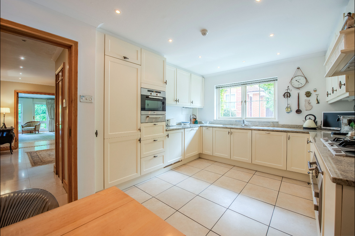 Medium 7 inverforth close 3198 kit