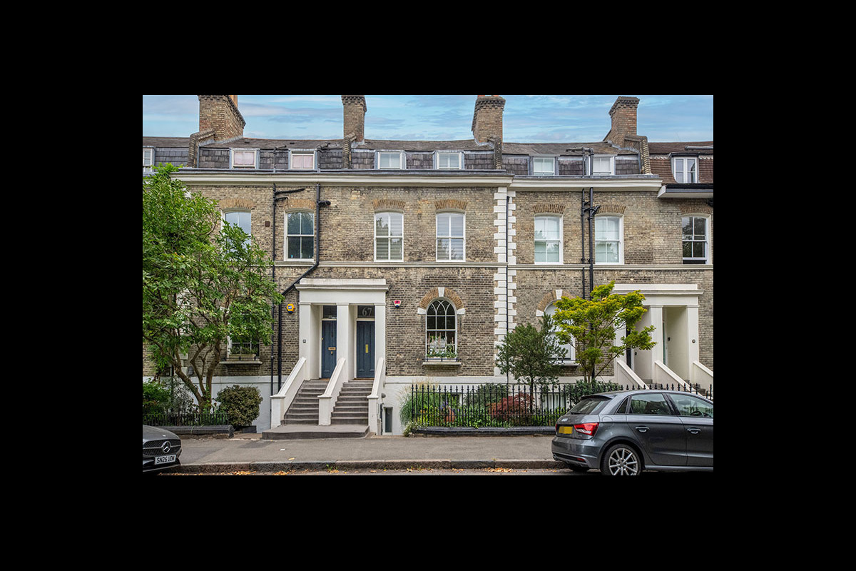 Medium 67 highgate west hill 3379 extl 800px