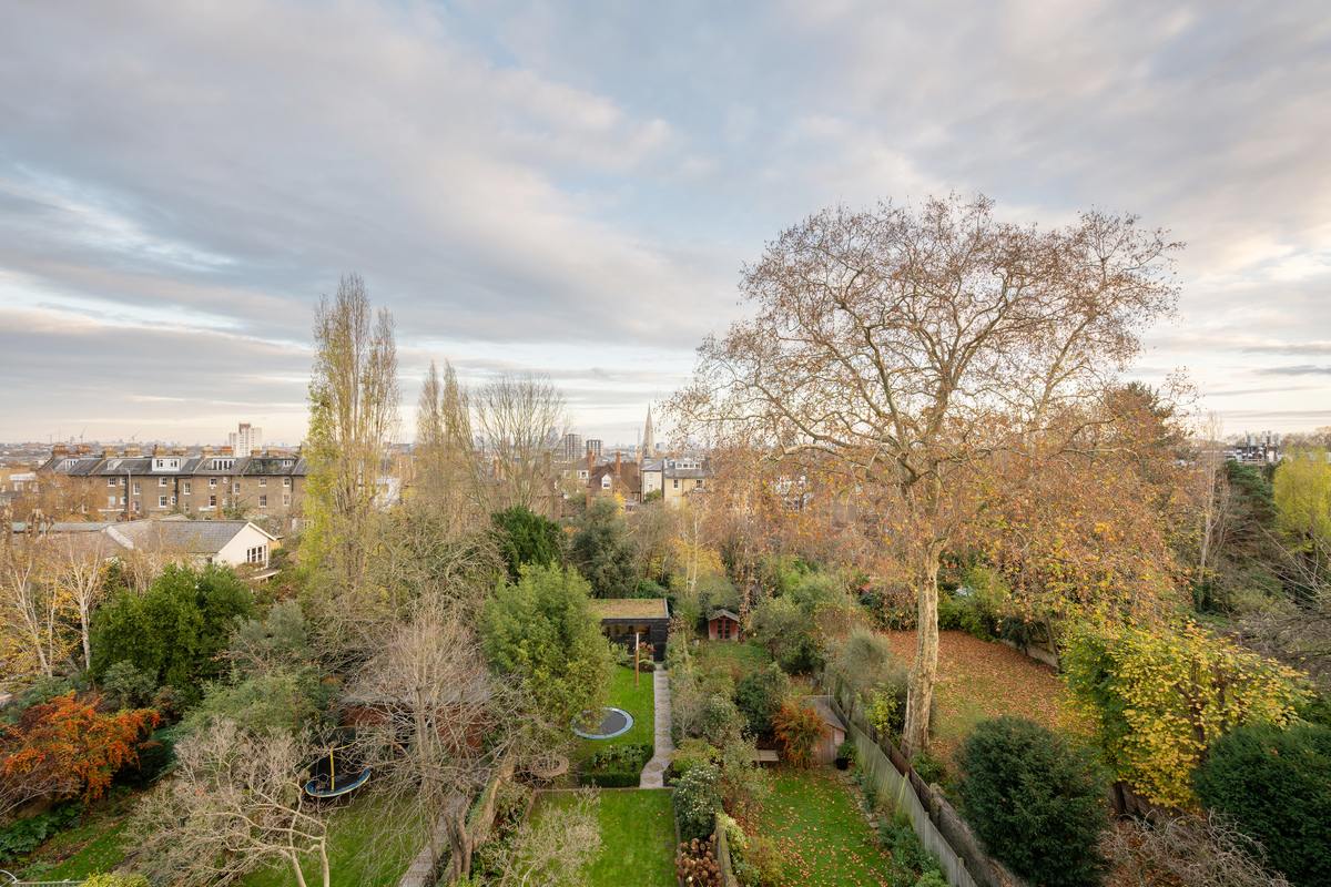 Medium 5 chalcot gardens hi 35