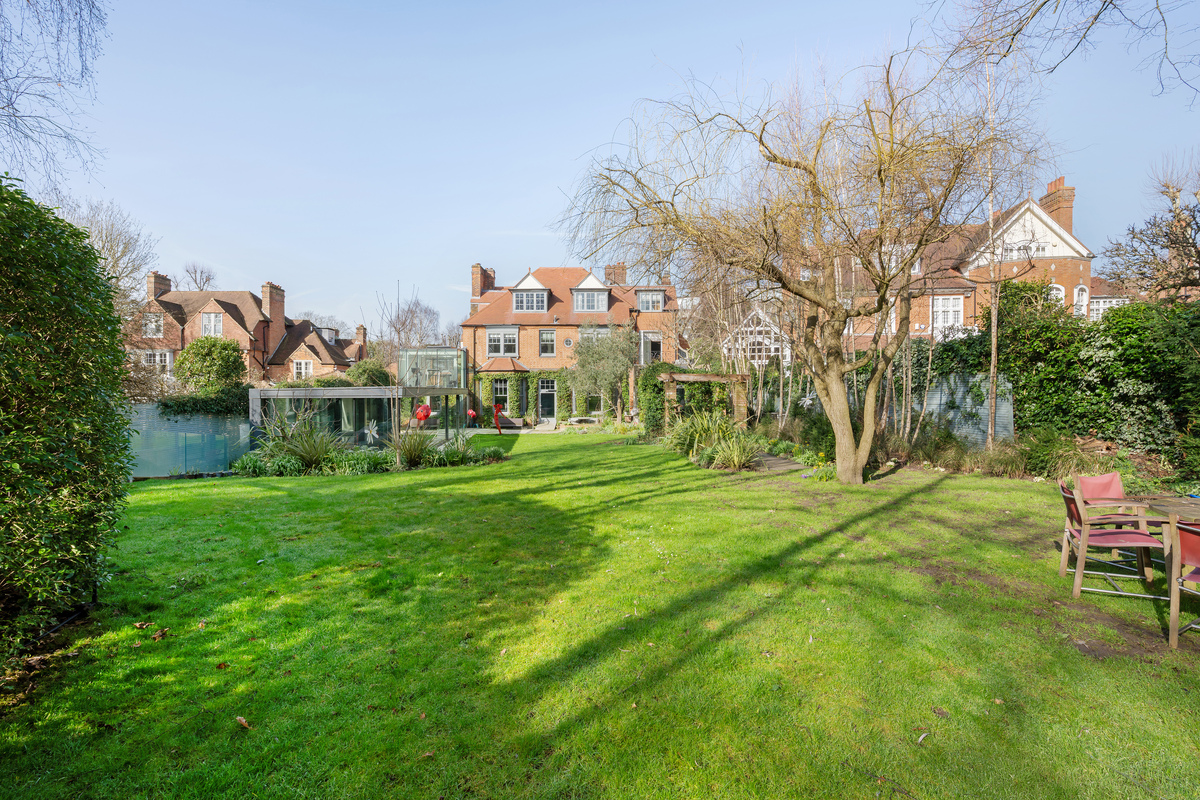 Medium 25 broadlands road lo 58