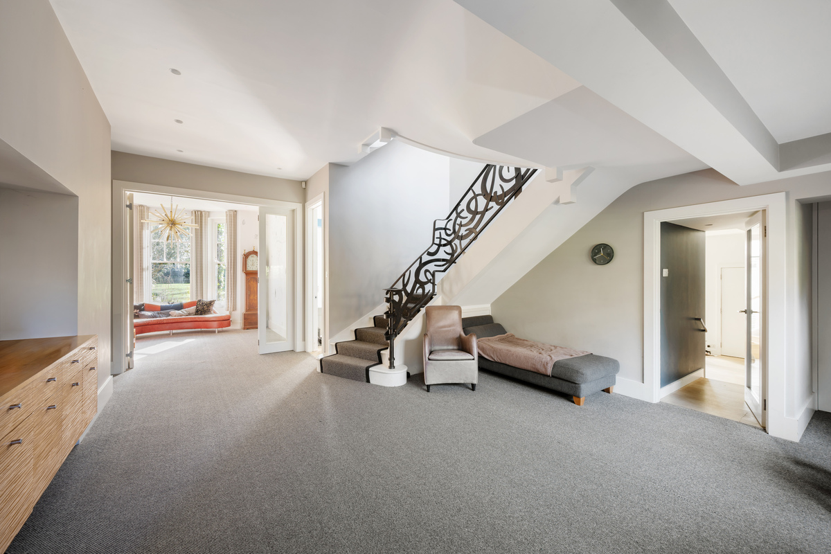 Medium 25 broadlands road lo 39