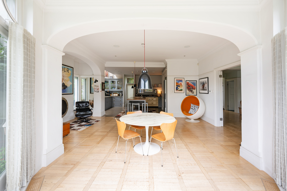 Medium the summit hi 25