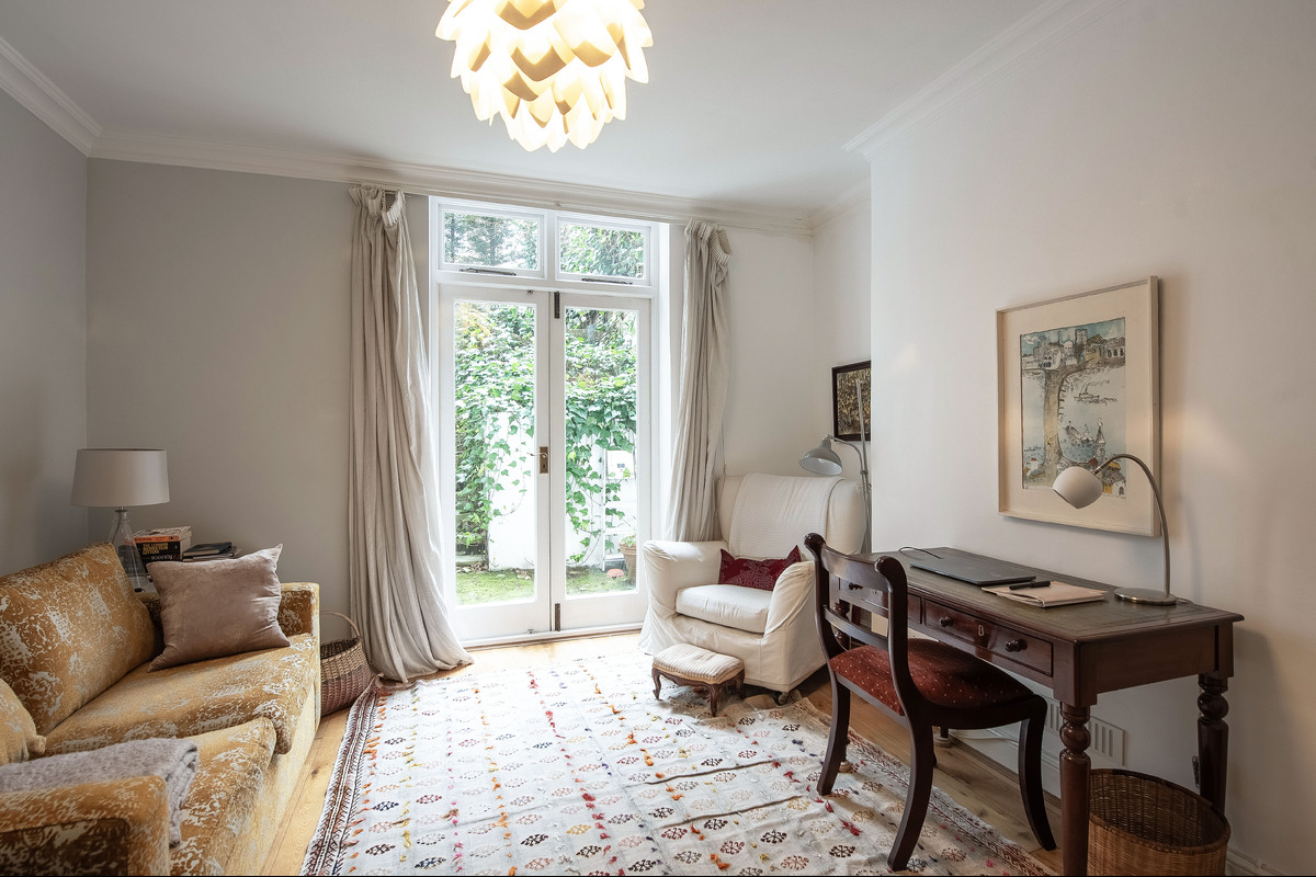 Medium 1 31 carlingford road 4127 bed2