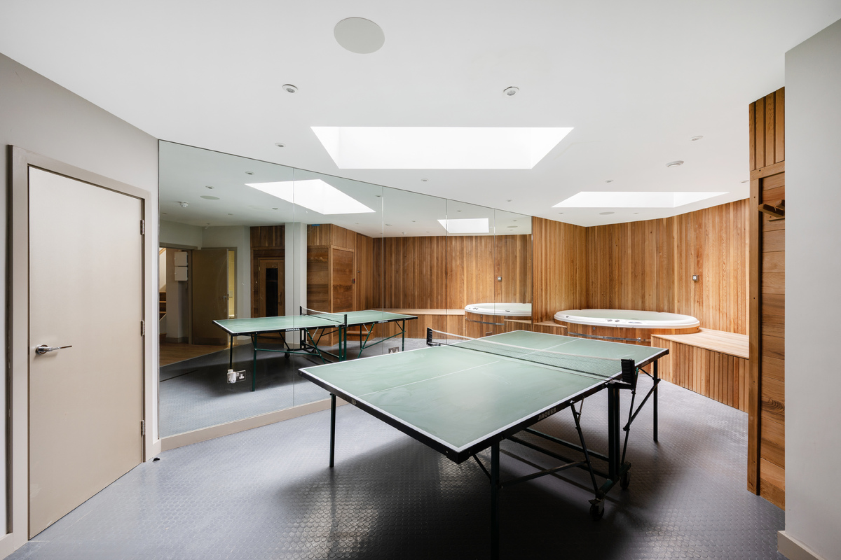 Medium 38 hornsey lane gardens hi 21