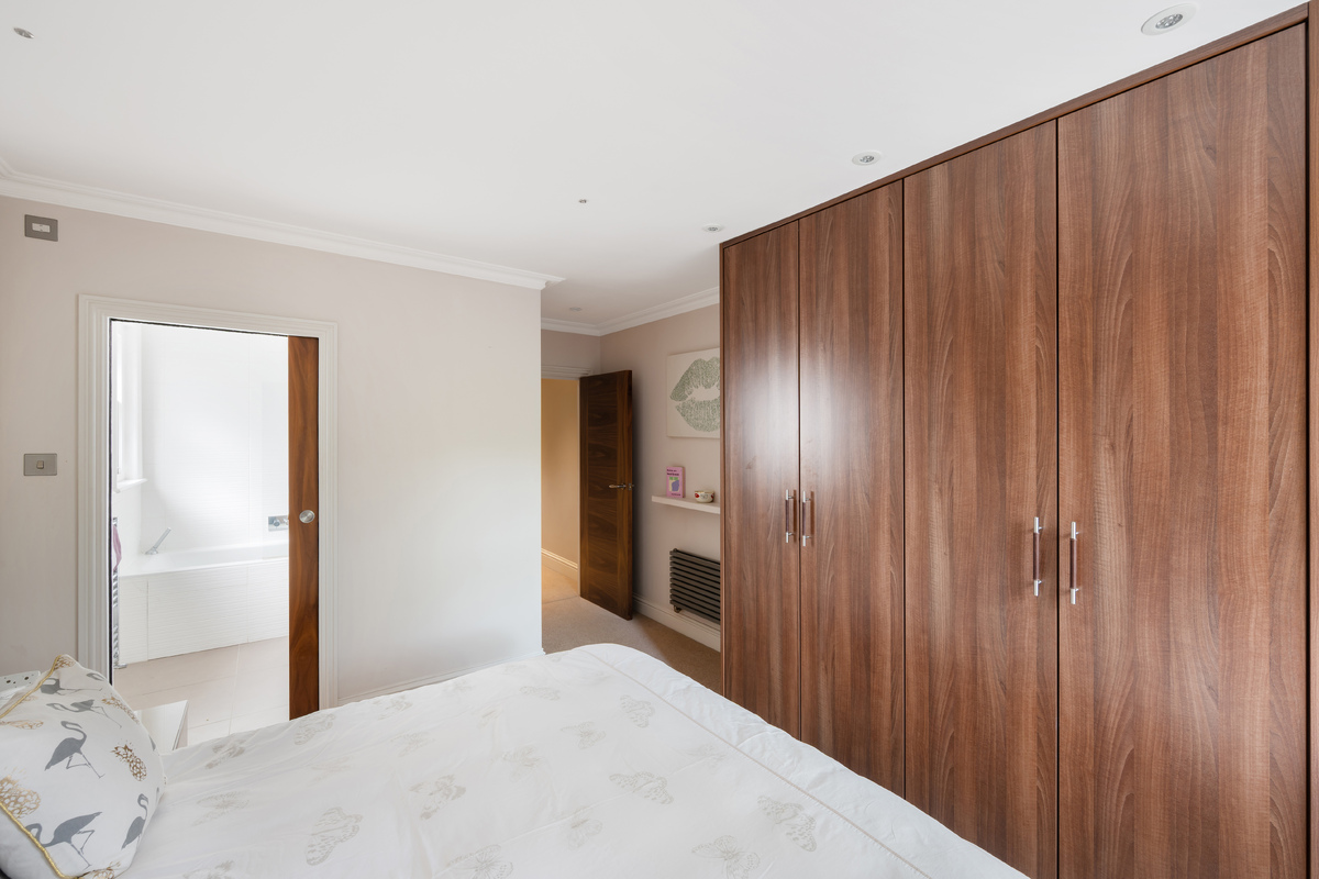 Medium 40 narcisssus road hi 22