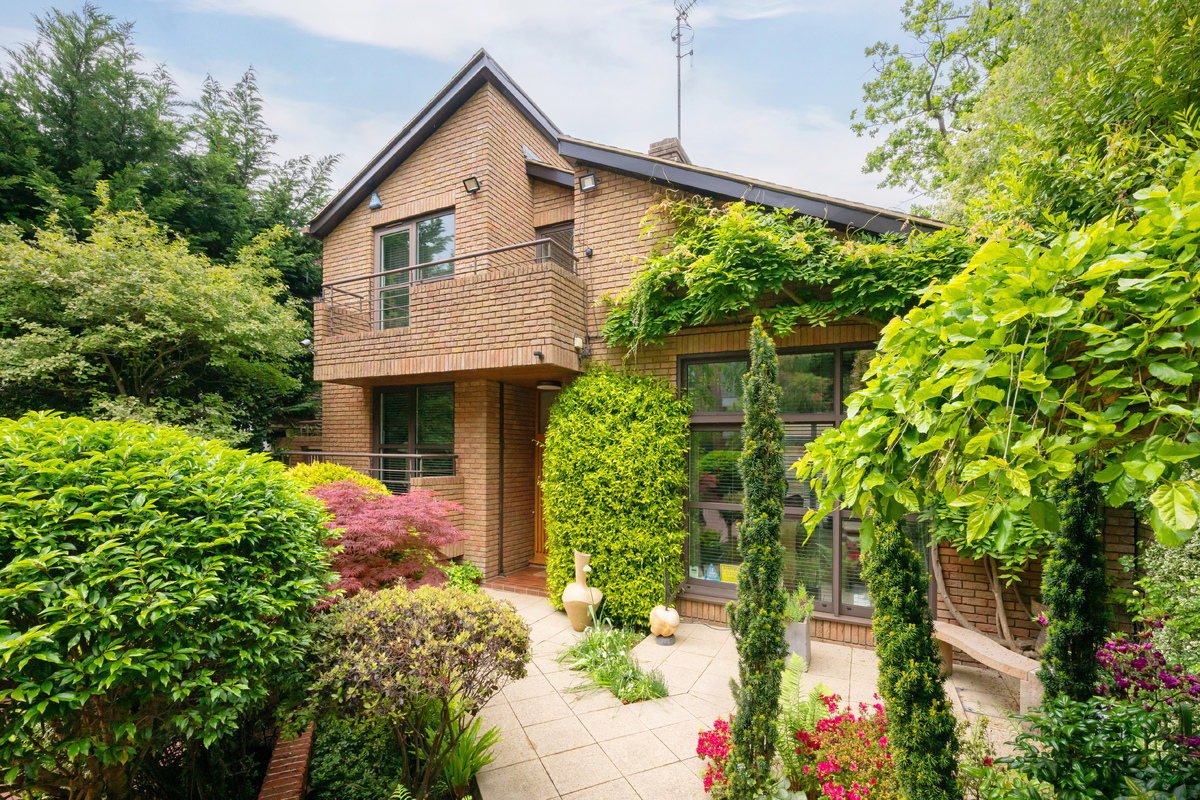 Medium 40 west heath road hi 4