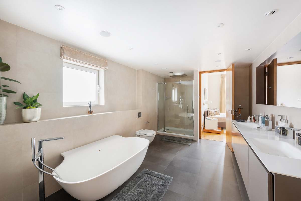 Medium 40 west heath road hi 38