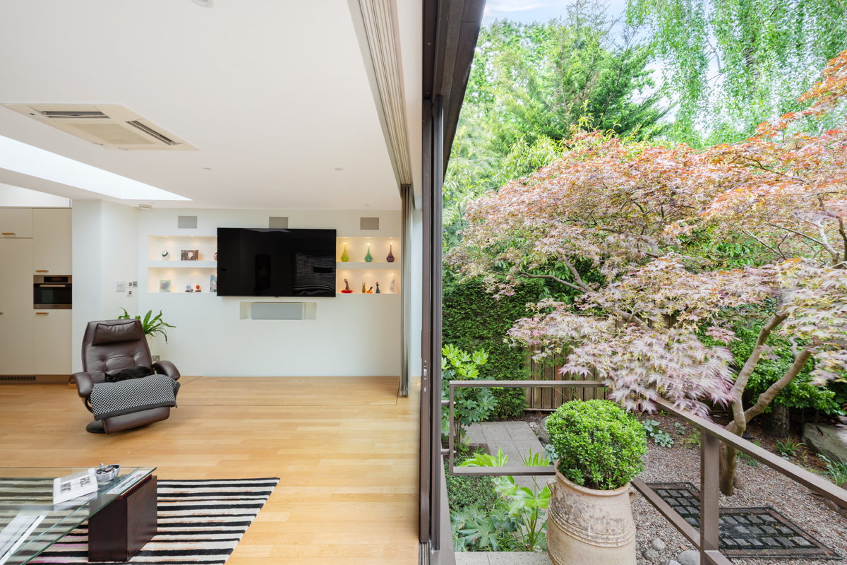 Medium 40 west heath road hi 51