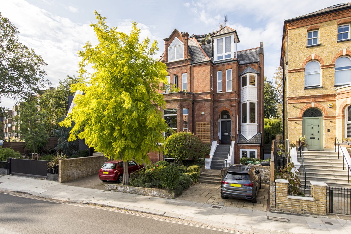 Medium flat 2  26 belsize lane hi 26amm