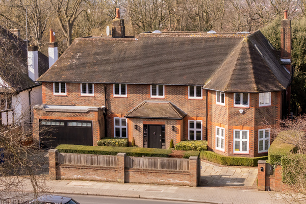 Small 231 west heath road drone lo 7